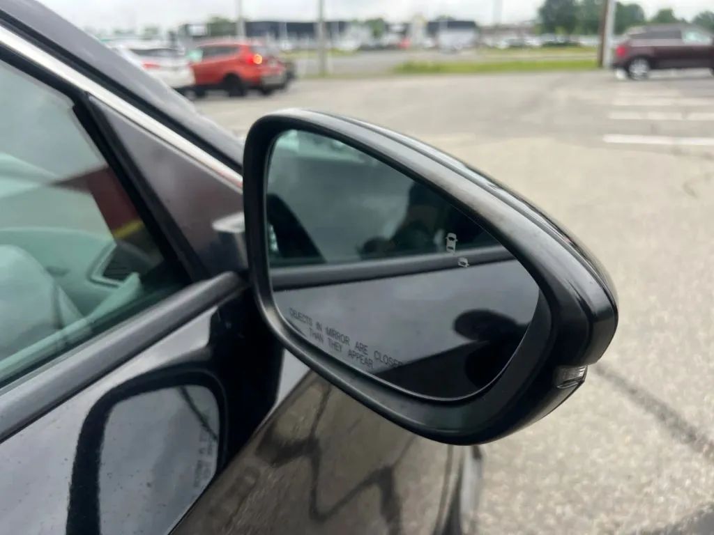 Honda Accord photo 35
