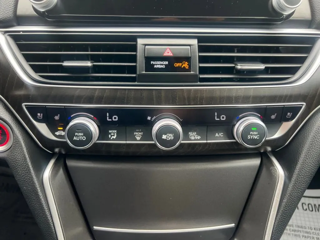 Honda Accord photo 42