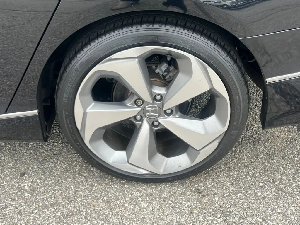Honda Accord photo 39