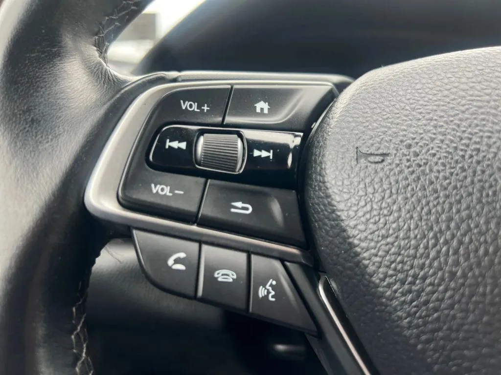 Honda Accord photo 46