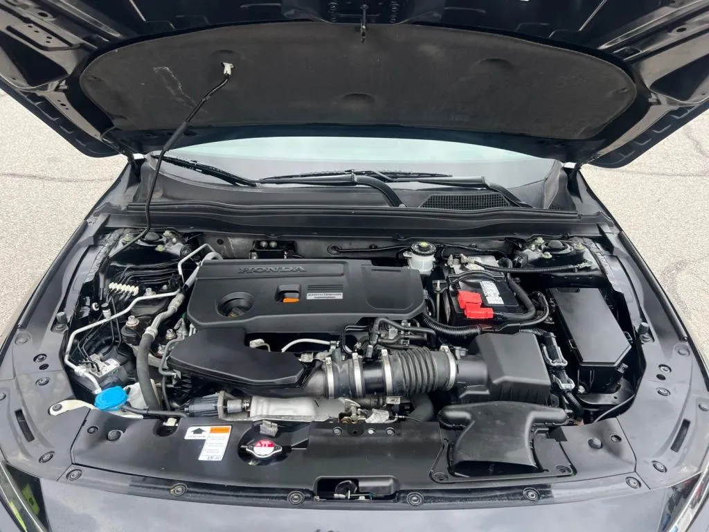 Honda Accord photo 31