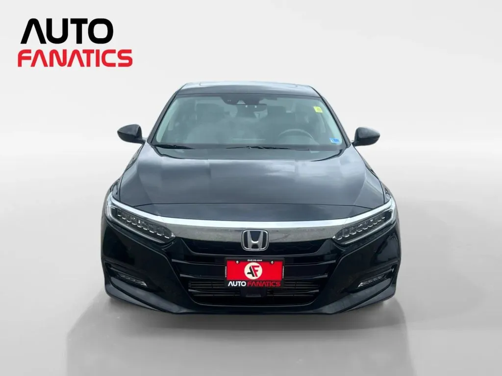 Honda Accord photo 8