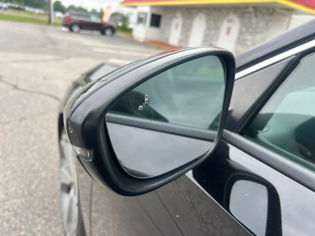 Honda Accord photo 29