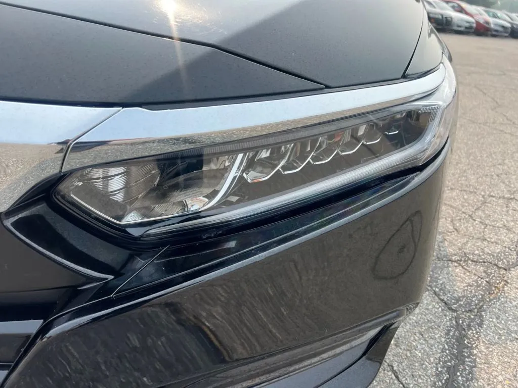 Honda Accord photo 28