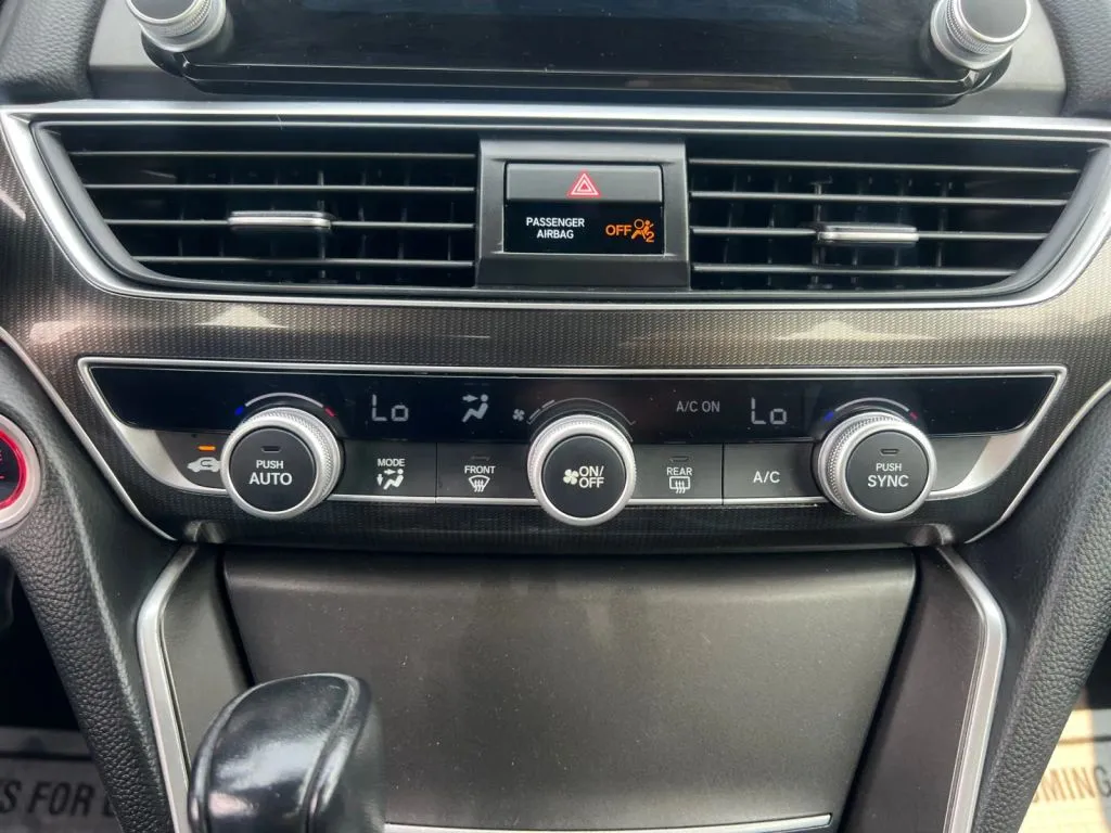 Honda Accord photo 36