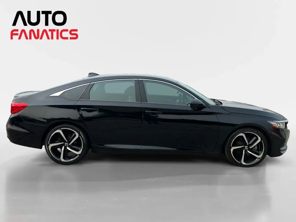 Honda Accord photo 7