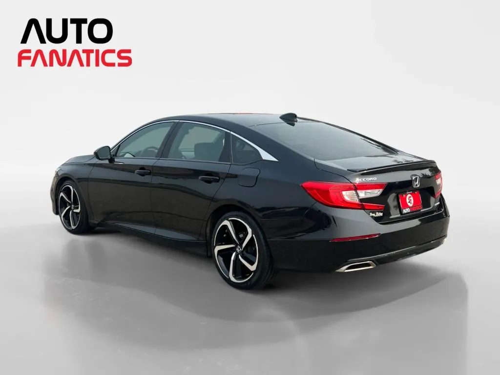 Honda Accord photo 3