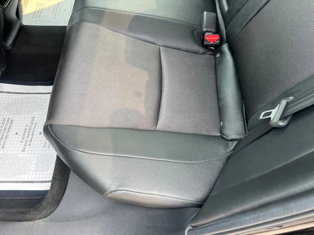 Honda Accord photo 20