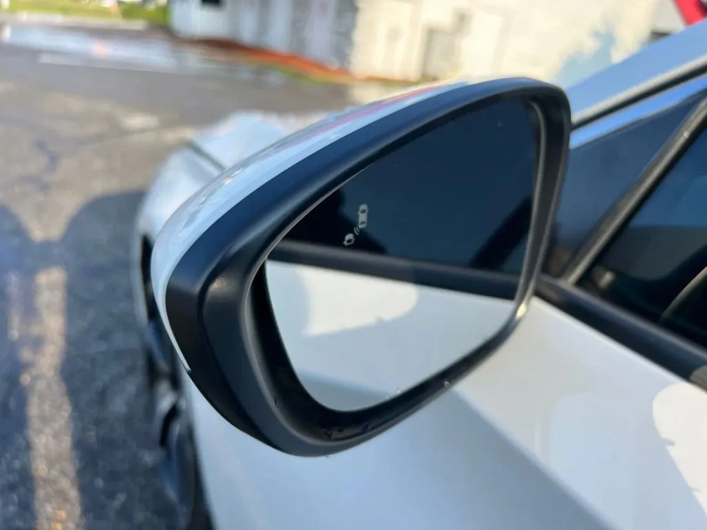 Honda Accord photo 29