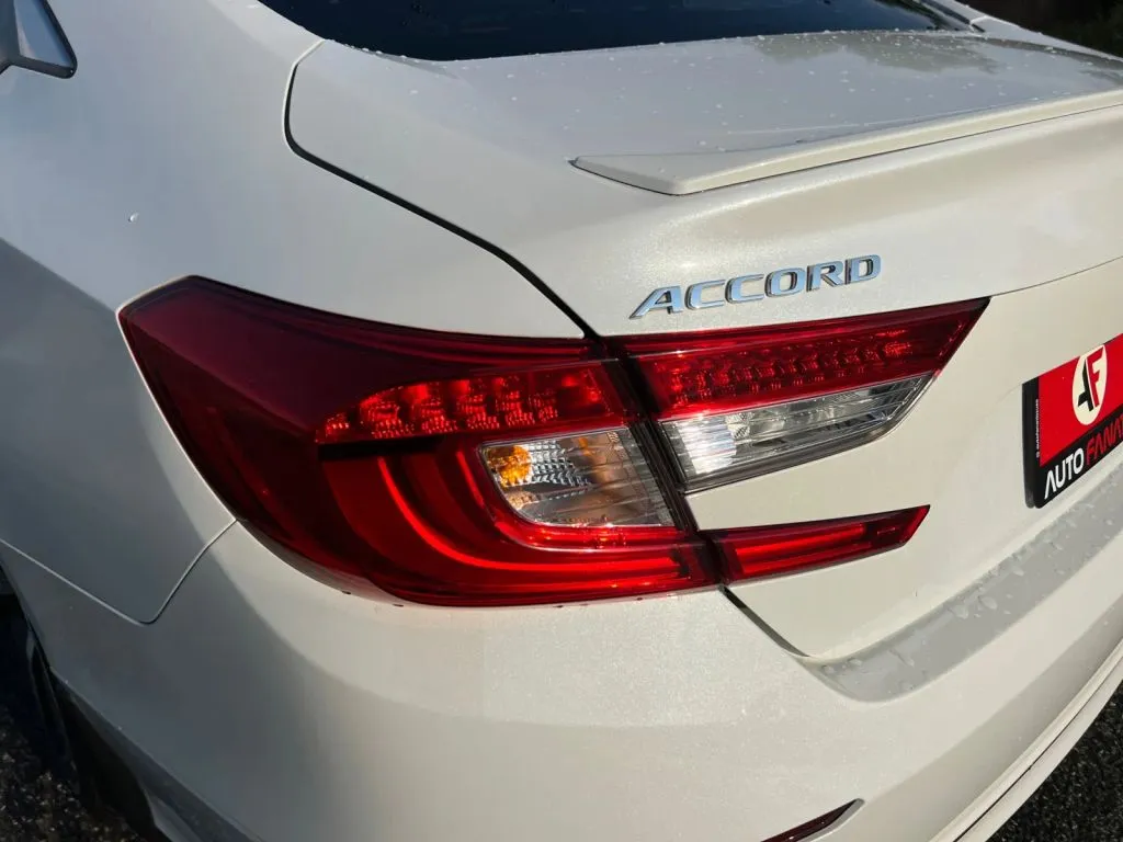 Honda Accord photo 39