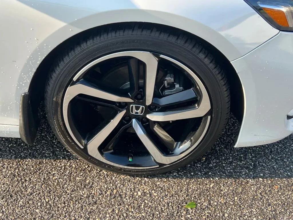Honda Accord photo 34
