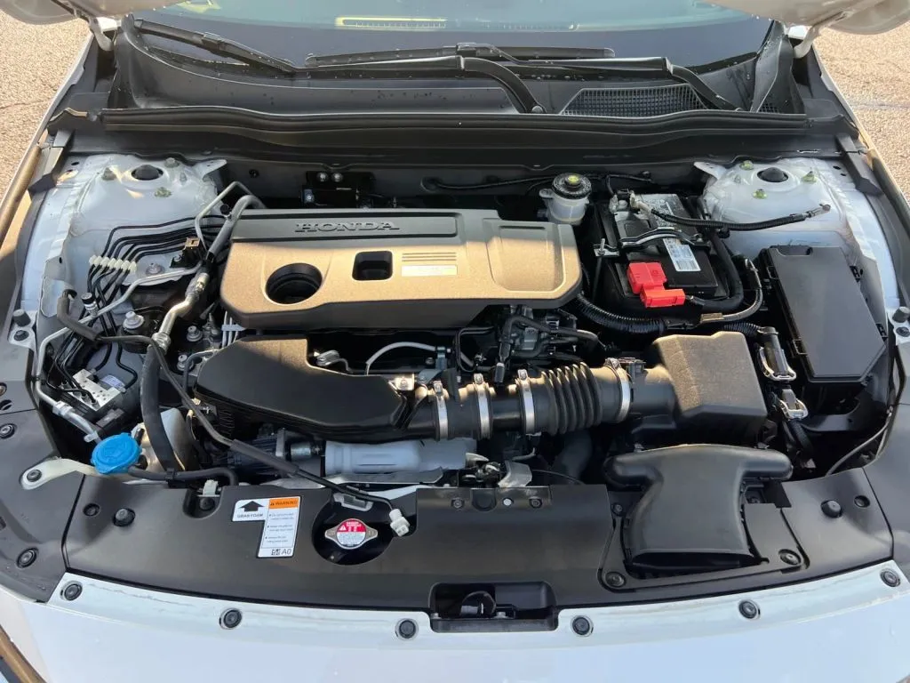 Honda Accord photo 31
