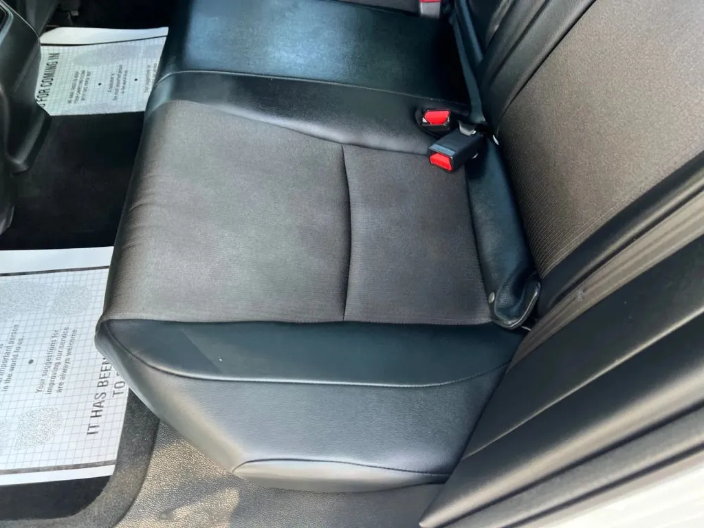 Honda Accord photo 22