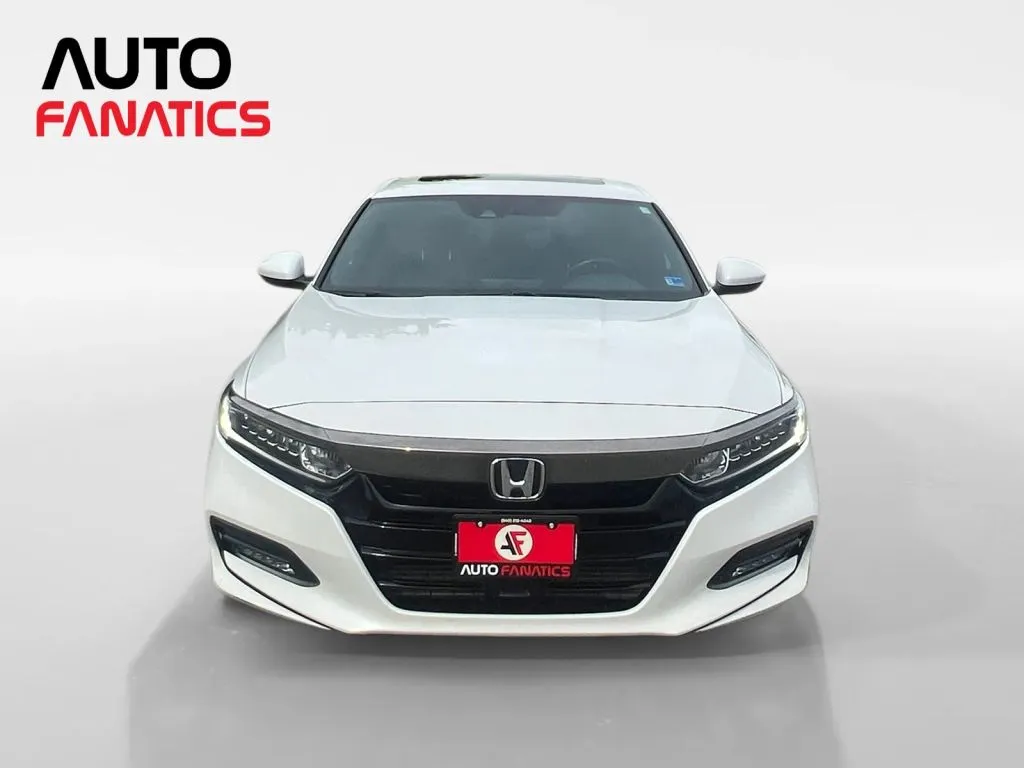 Honda Accord photo 9