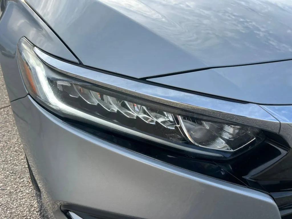 Honda Accord photo 30