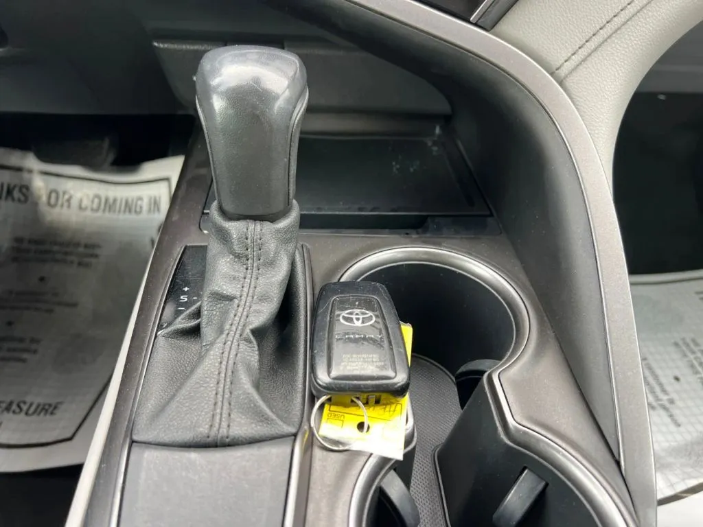 Toyota Camry photo 43