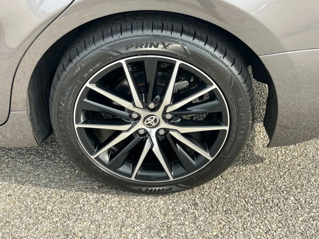 Toyota Camry photo 39