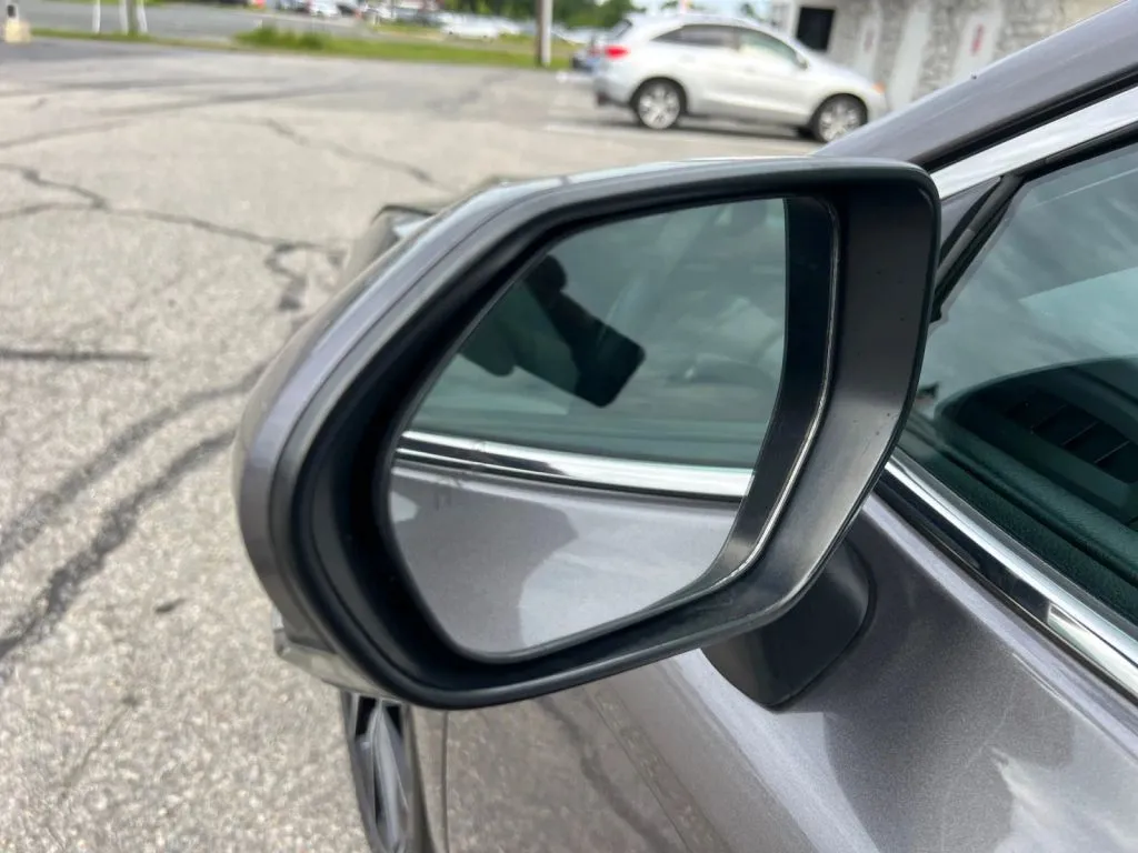 Toyota Camry photo 29