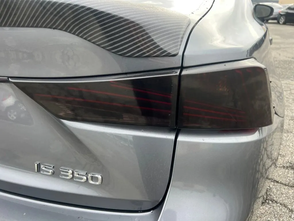 Lexus IS photo 38