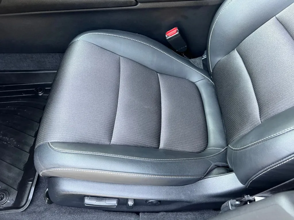 Honda Accord photo 24