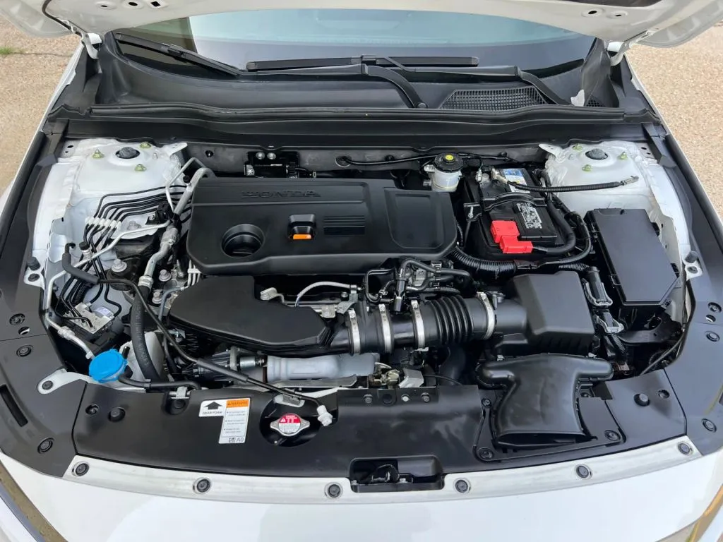 Honda Accord photo 31
