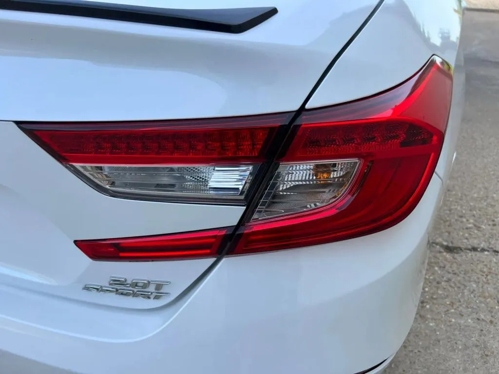 Honda Accord photo 37