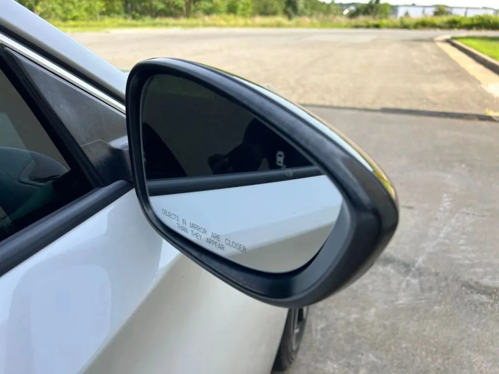 Honda Accord photo 35