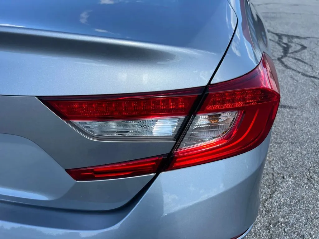 Honda Accord photo 37