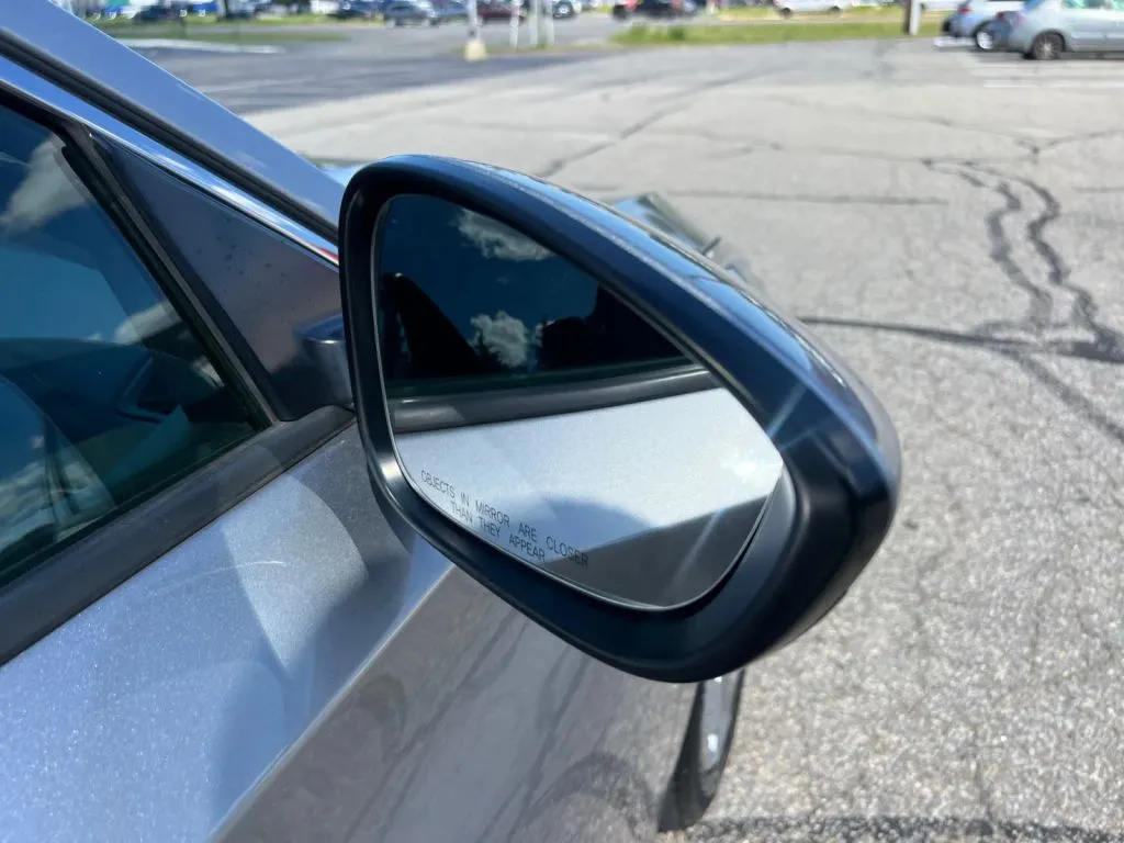 Honda Accord photo 35