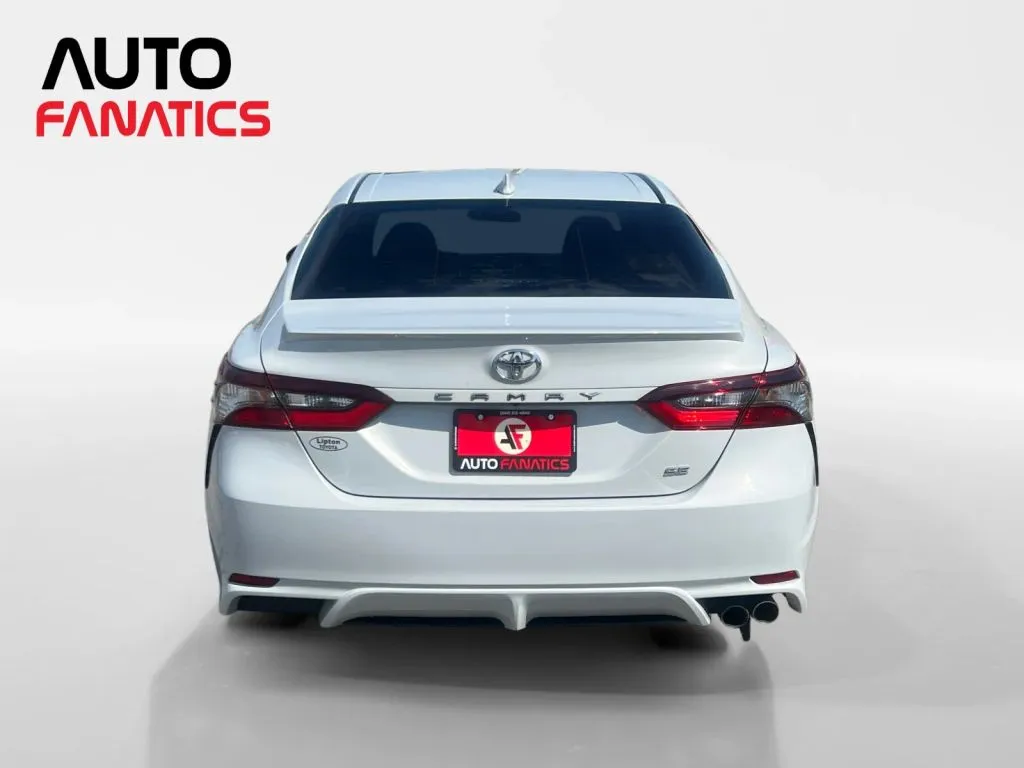 Toyota Camry photo 4