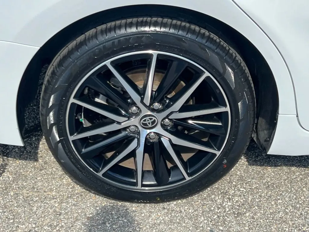 Toyota Camry photo 33