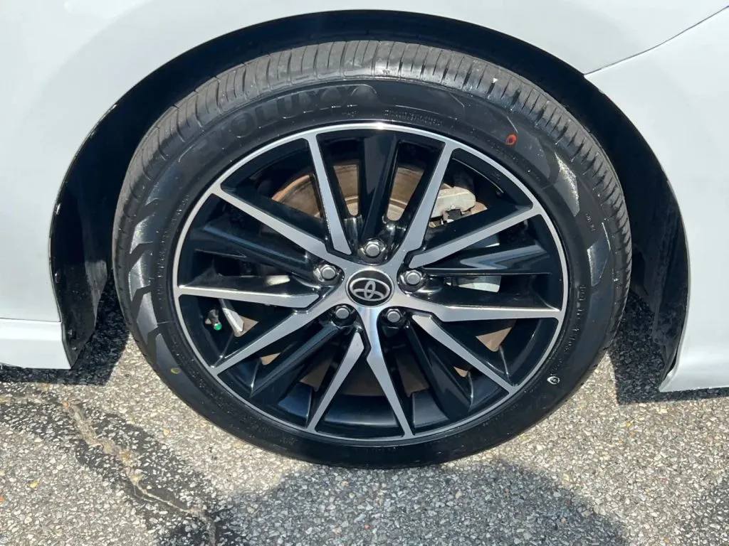 Toyota Camry photo 31