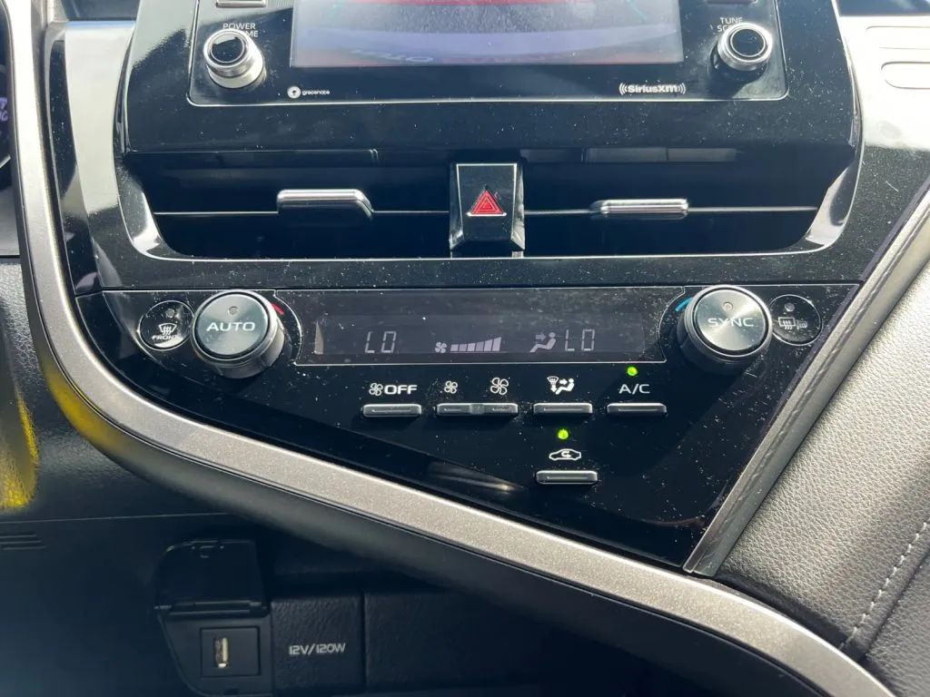 Toyota Camry photo 39