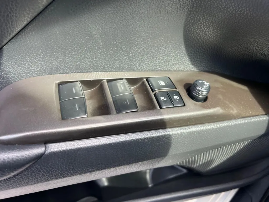 Toyota Camry photo 44