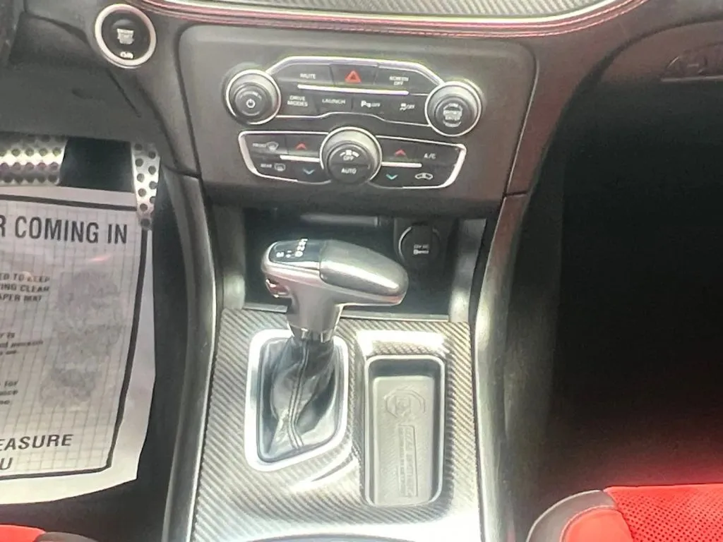 Dodge Charger photo 12