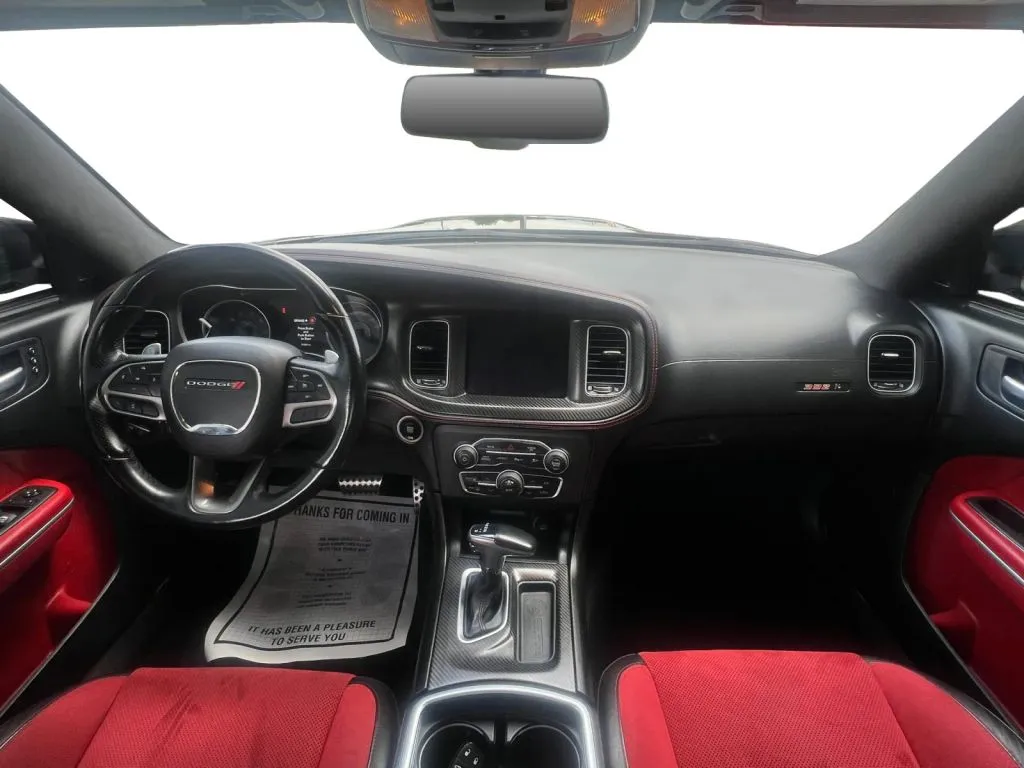 Dodge Charger photo 11