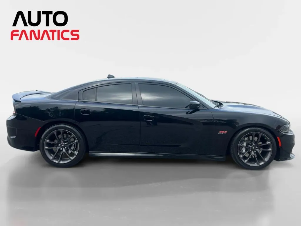 Dodge Charger photo 7
