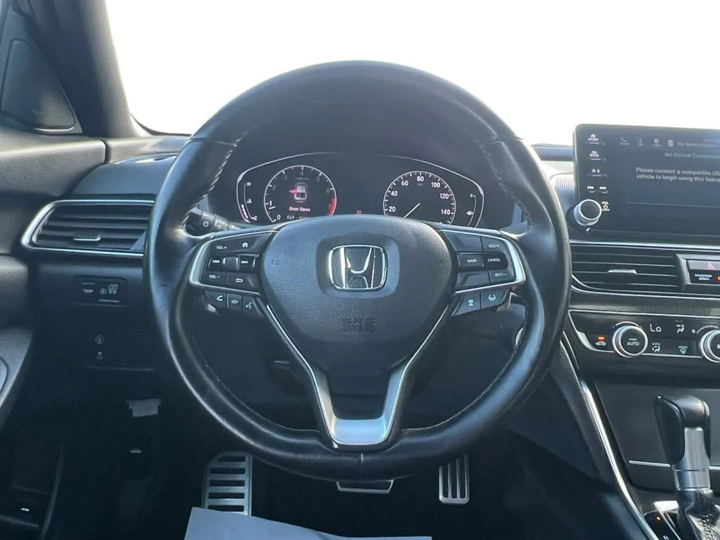 Honda Accord photo 13