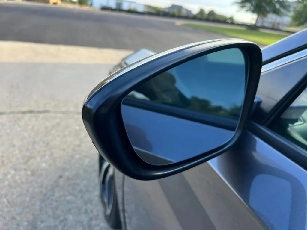 Honda Accord photo 24