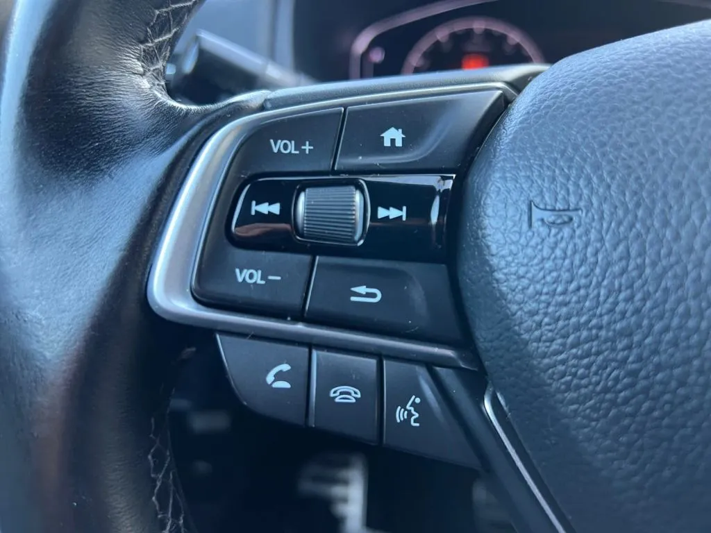 Honda Accord photo 37