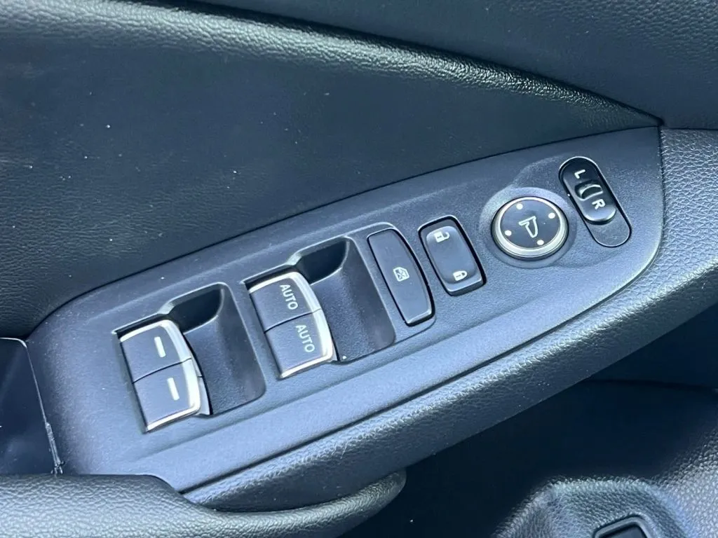 Honda Accord photo 39