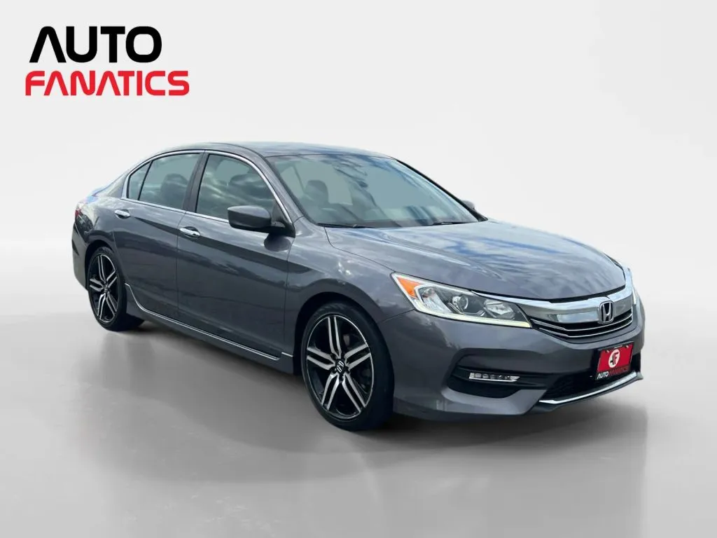 Honda Accord photo 8