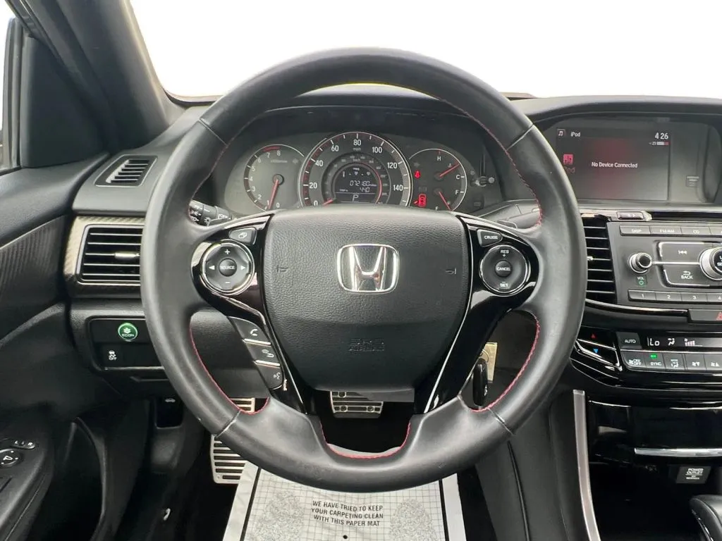 Honda Accord photo 13