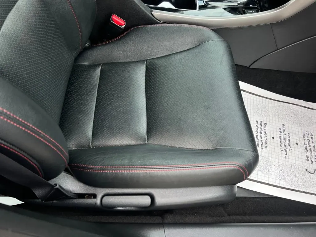 Honda Accord photo 16