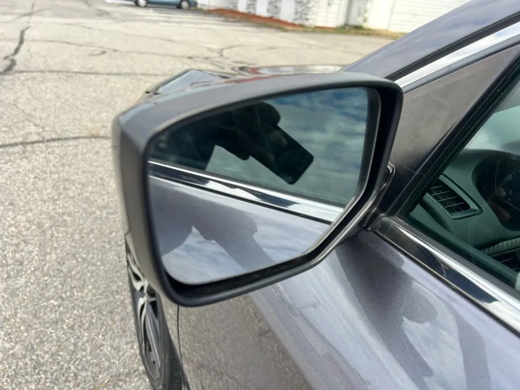 Honda Accord photo 28