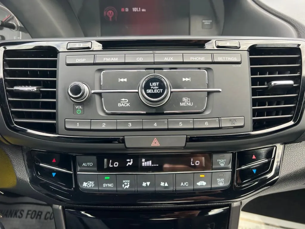 Honda Accord photo 39