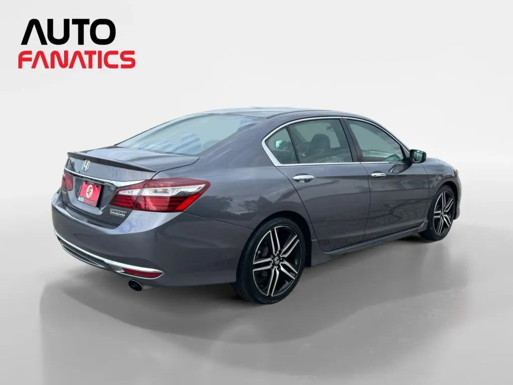 Honda Accord photo 6