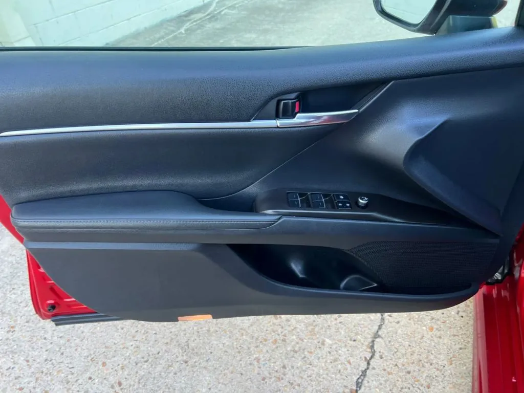 Toyota Camry photo 27