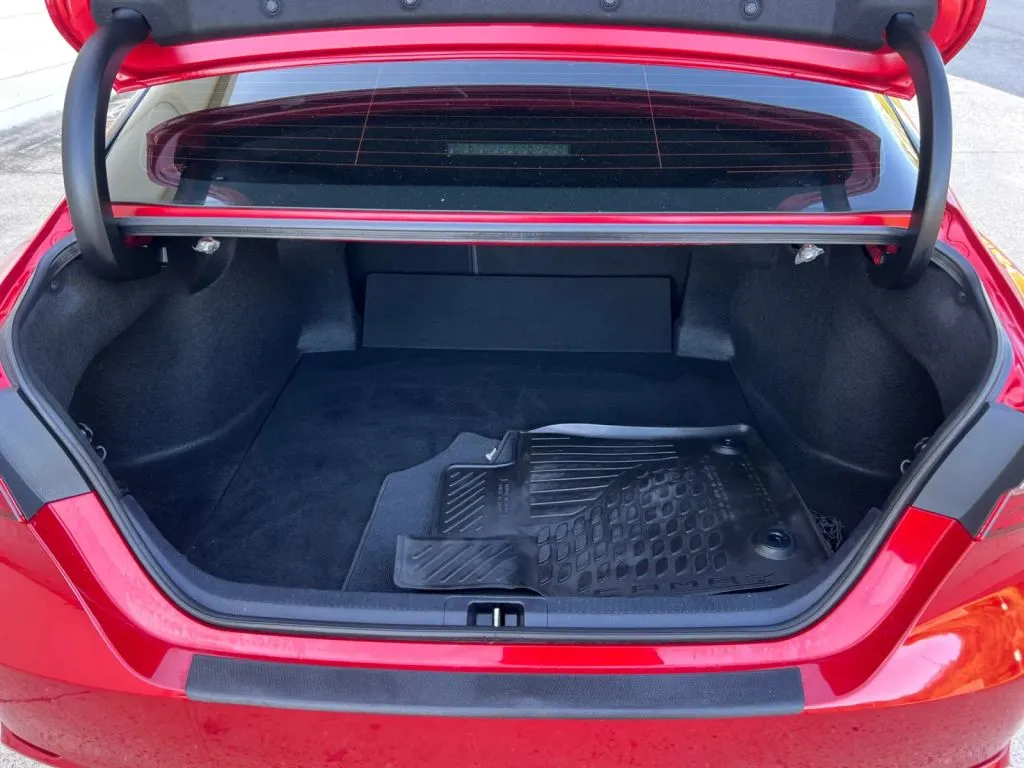 Toyota Camry photo 21