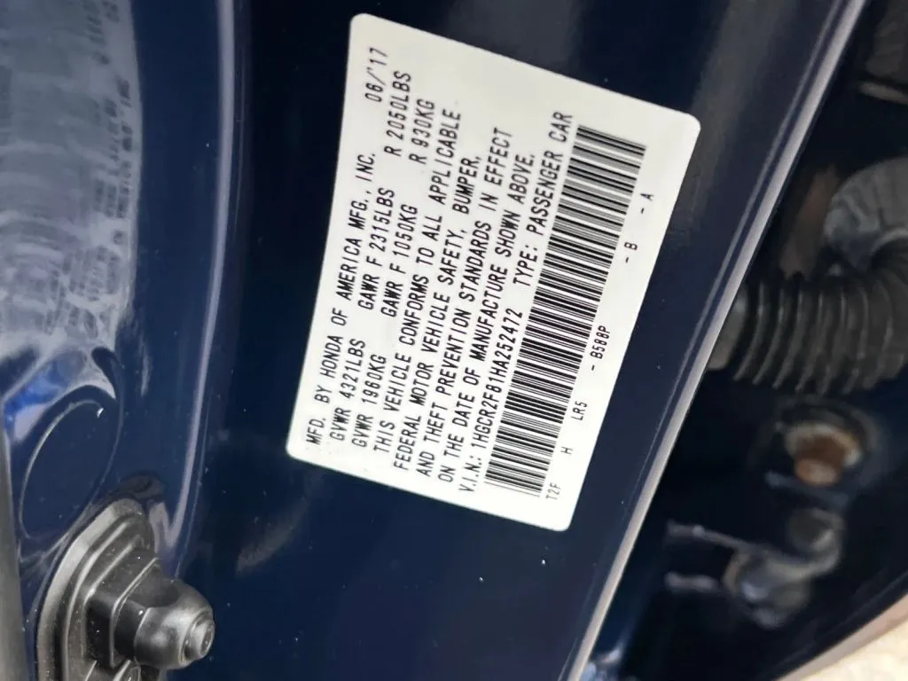 Honda Accord photo 28